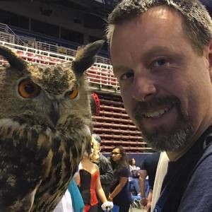 Meet your Posher, Christopher